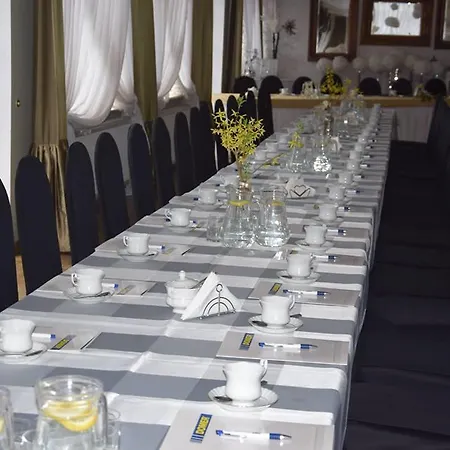 Acwador فندق Pleszew