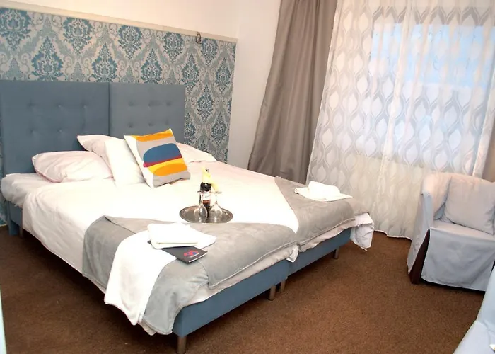 Acwador Ξενοδοχείο 2*